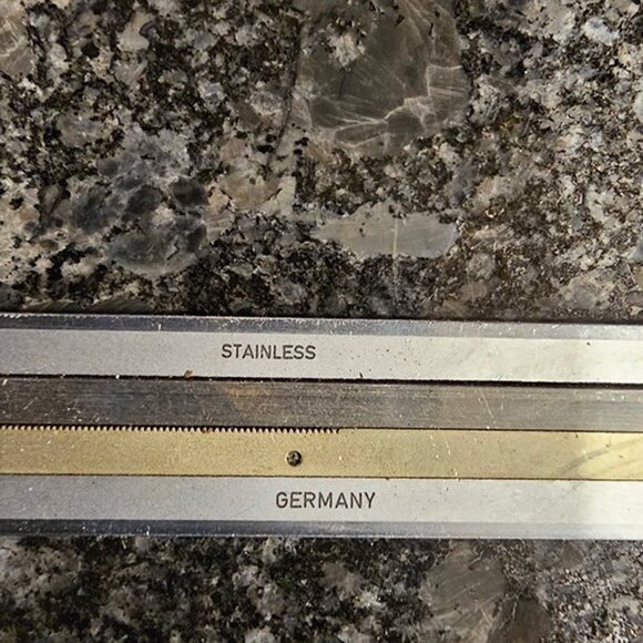 Mitutoyo 505-731 Dial Vernier Caliper 0-200mm make - Picture 4 of 5